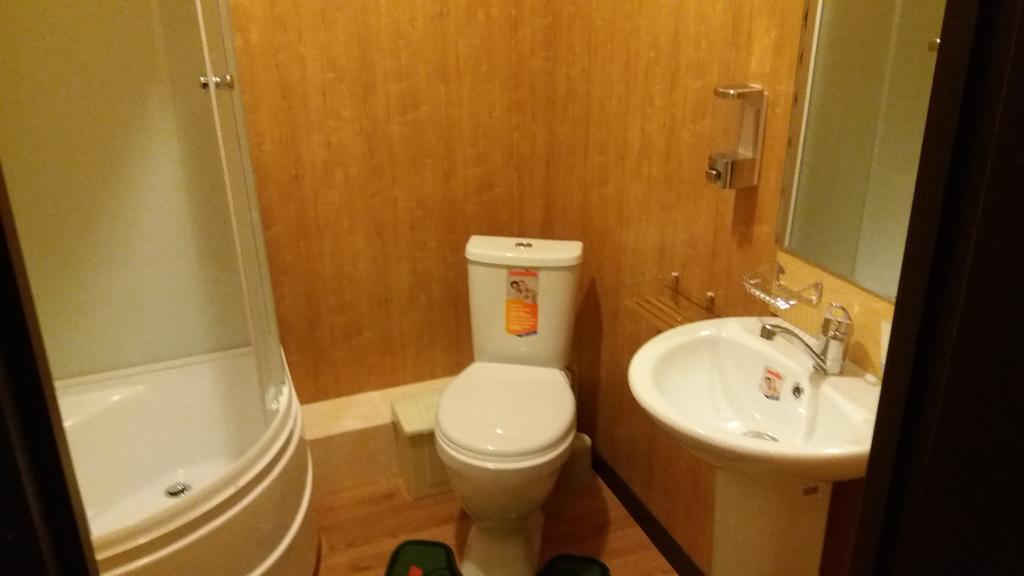 Nursat Guest House Astana Zewnętrze zdjęcie